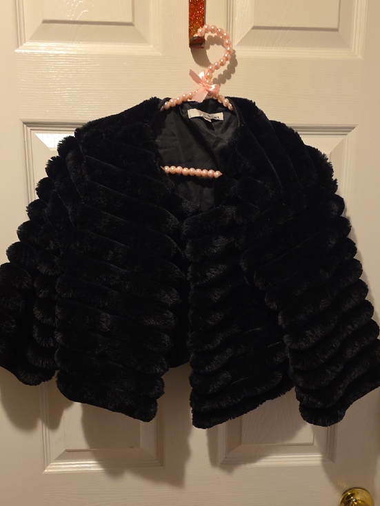 WD.NY Jackets & Blazers - WD.NY Black Faux Fur Cropped Teddy Jacket